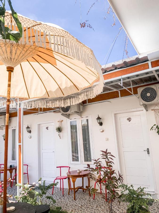 Tropical Paradiso Homestay Banyuwangi  Exterior foto